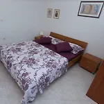 Apartment Charming Modern House With The New Swimming Pool - Maya 2