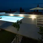 Charming Modern House With The New Swimming Pool - Maya 2 Trogir