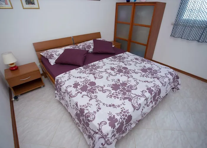 Charming Modern House With The New Swimming Pool - Maya 2 Daire