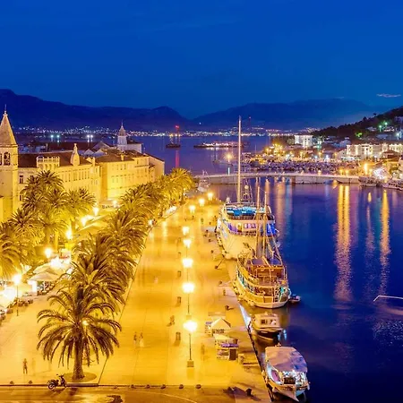 Charming Modern House With The New Swimming Pool - Maya 2 *