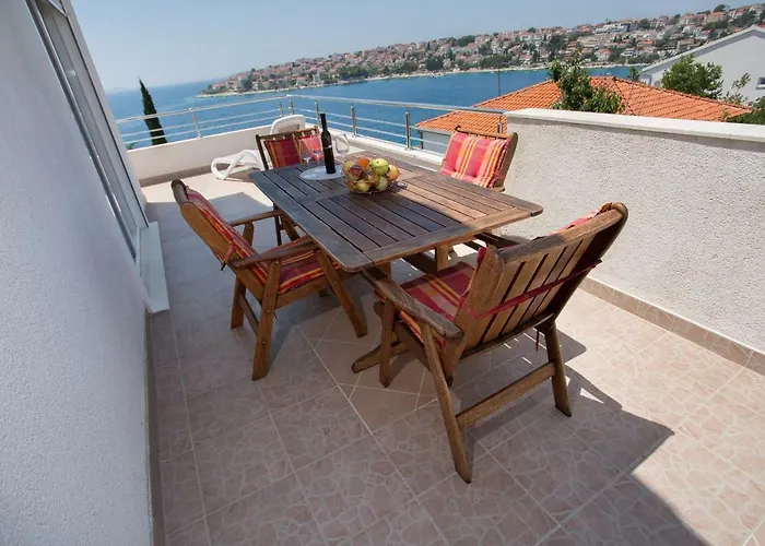 Charming Modern House With The New Swimming Pool - Maya 2 *