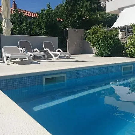 Charming Modern House With The New Swimming Pool - Maya 2 Apartman