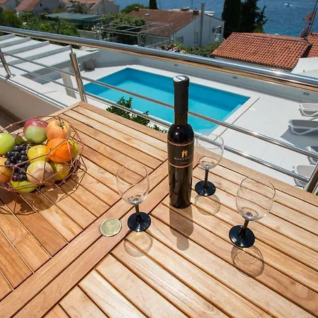 Charming Modern House With The New Swimming Pool - Maya 2 Apartman